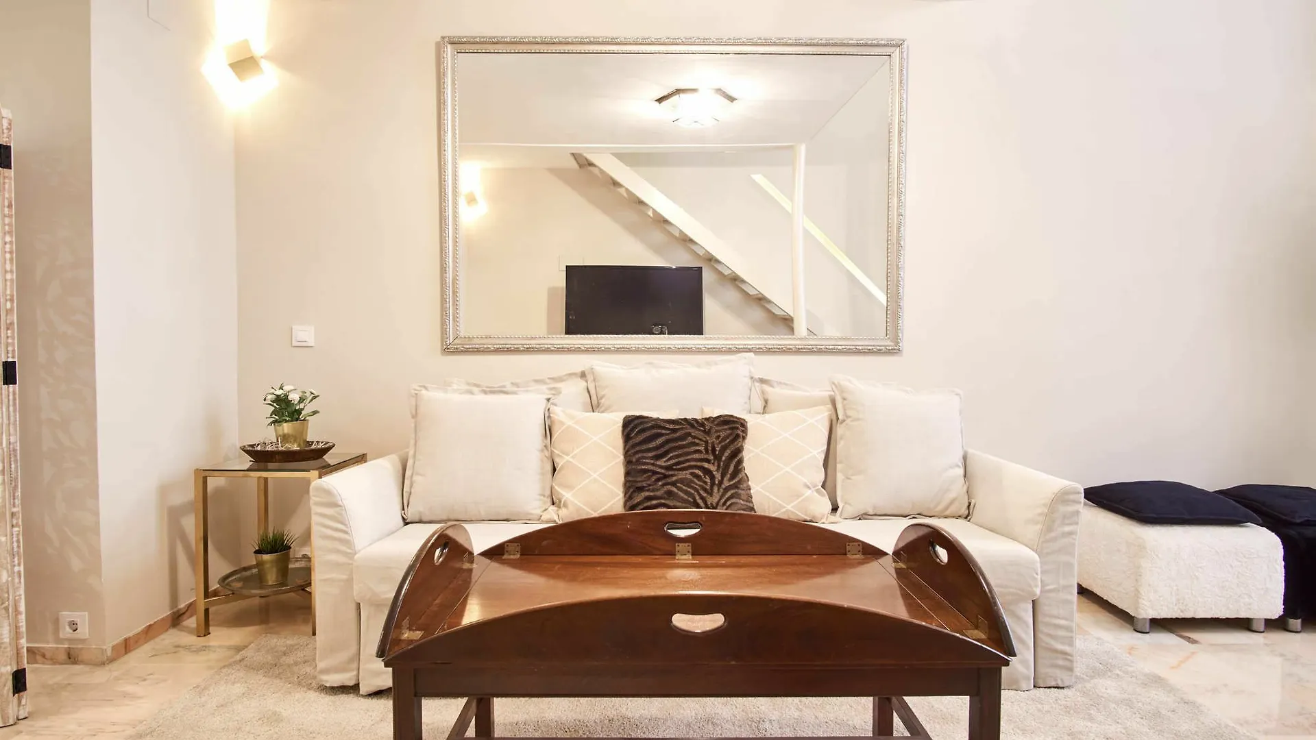 Apartment Duplex De Lujo En Palacio Junto Catedral Seville