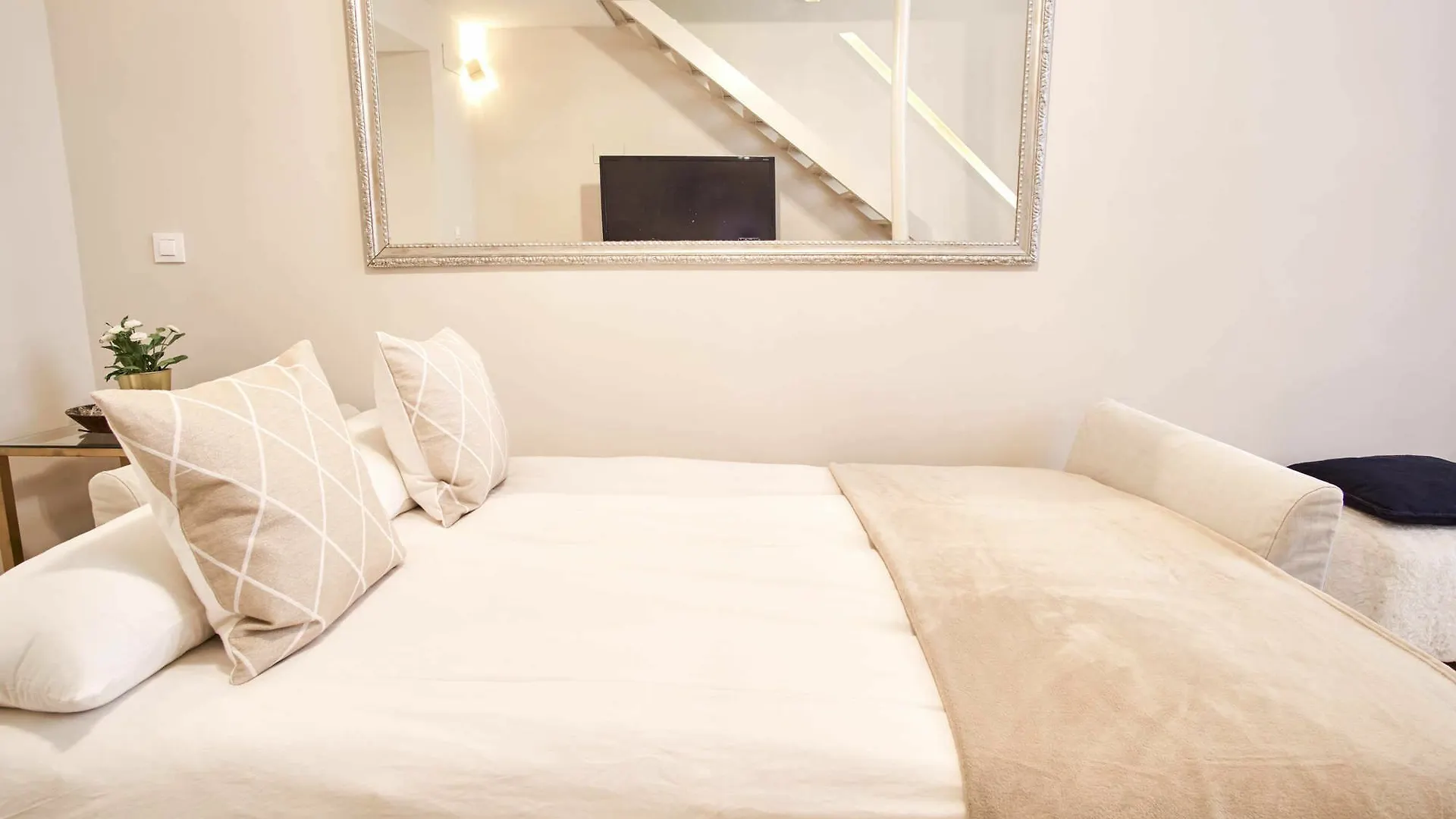 Duplex De Lujo En Palacio Junto Catedral Seville Apartment