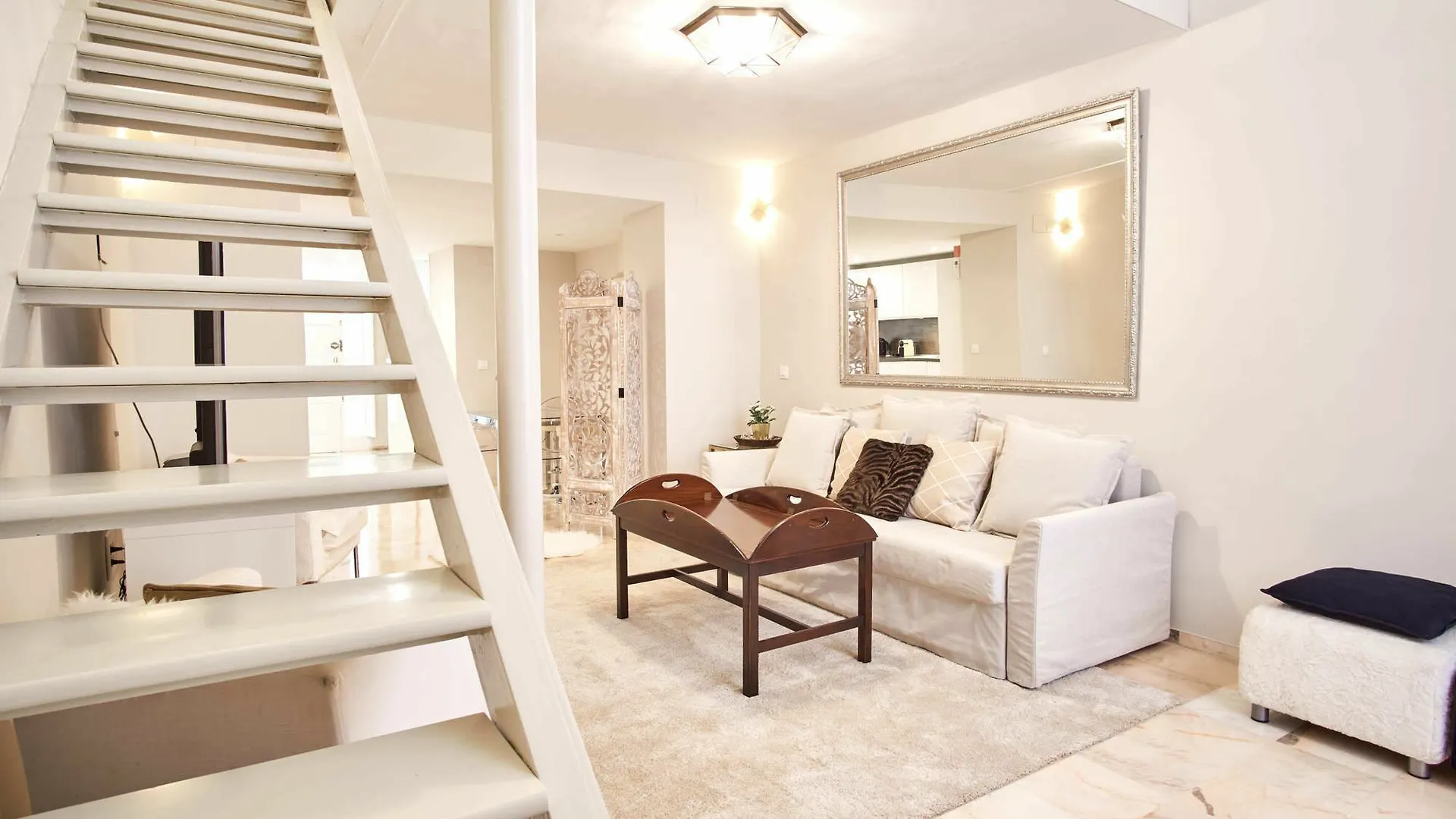 Apartment Duplex De Lujo En Palacio Junto Catedral Seville